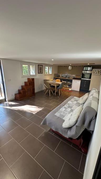 דירות לה גארד Jardin & Terrasse Ombragee - T2 Cozy Et Paisible מראה חיצוני תמונה