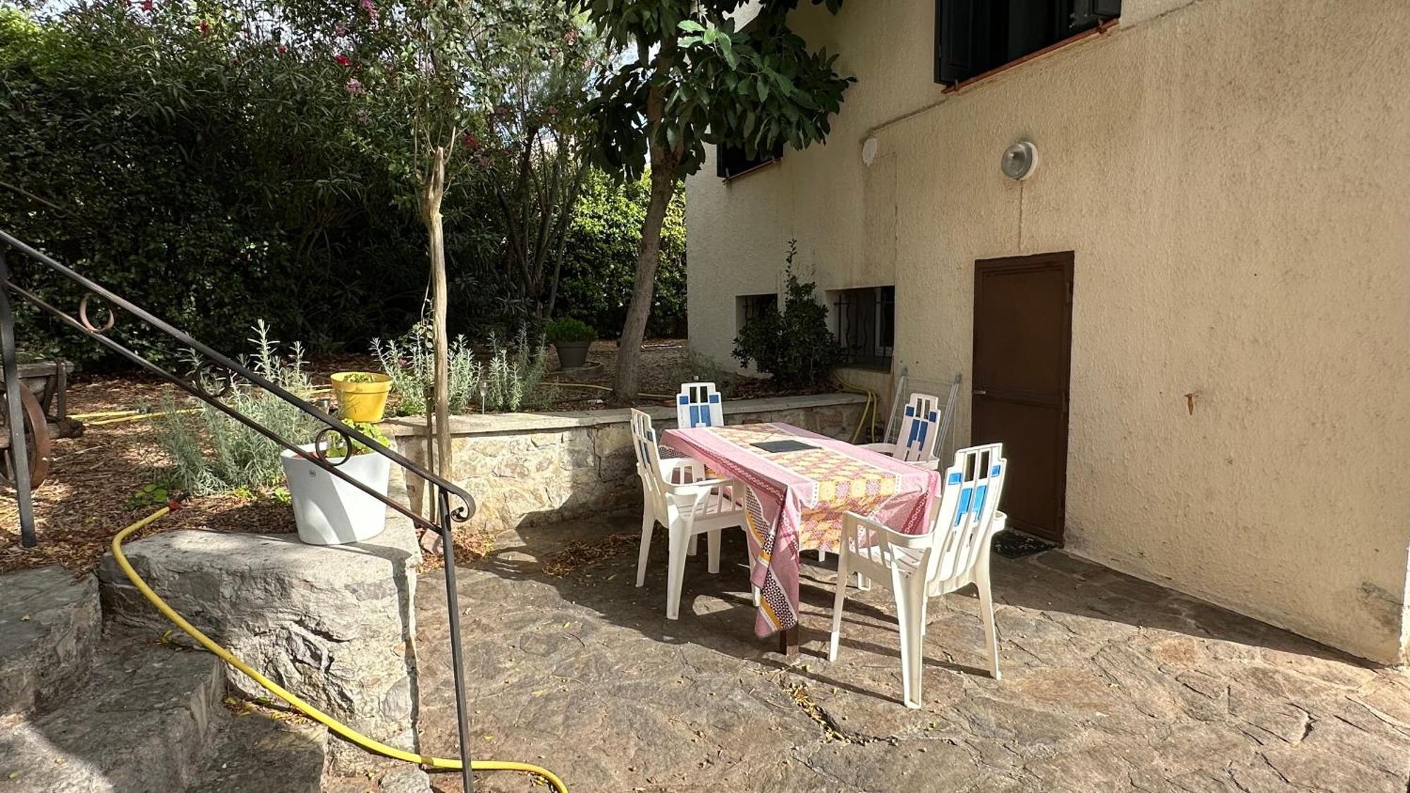 דירות לה גארד Jardin & Terrasse Ombragee - T2 Cozy Et Paisible מראה חיצוני תמונה