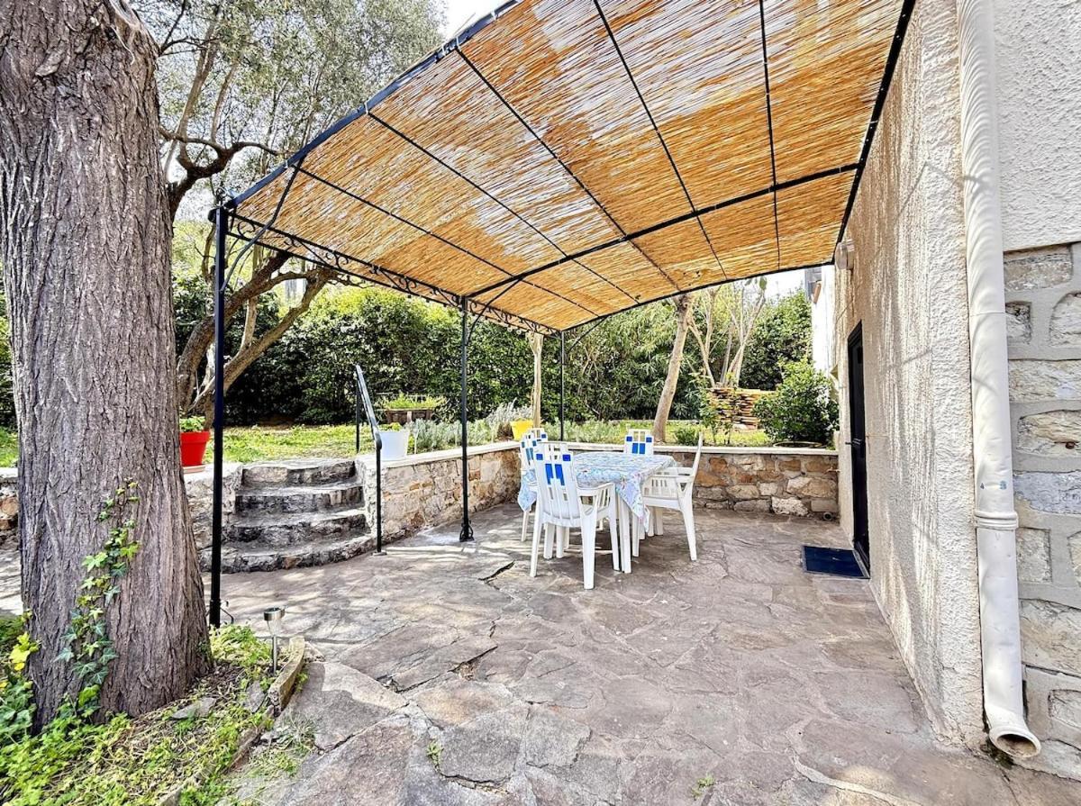 דירות לה גארד Jardin & Terrasse Ombragee - T2 Cozy Et Paisible מראה חיצוני תמונה